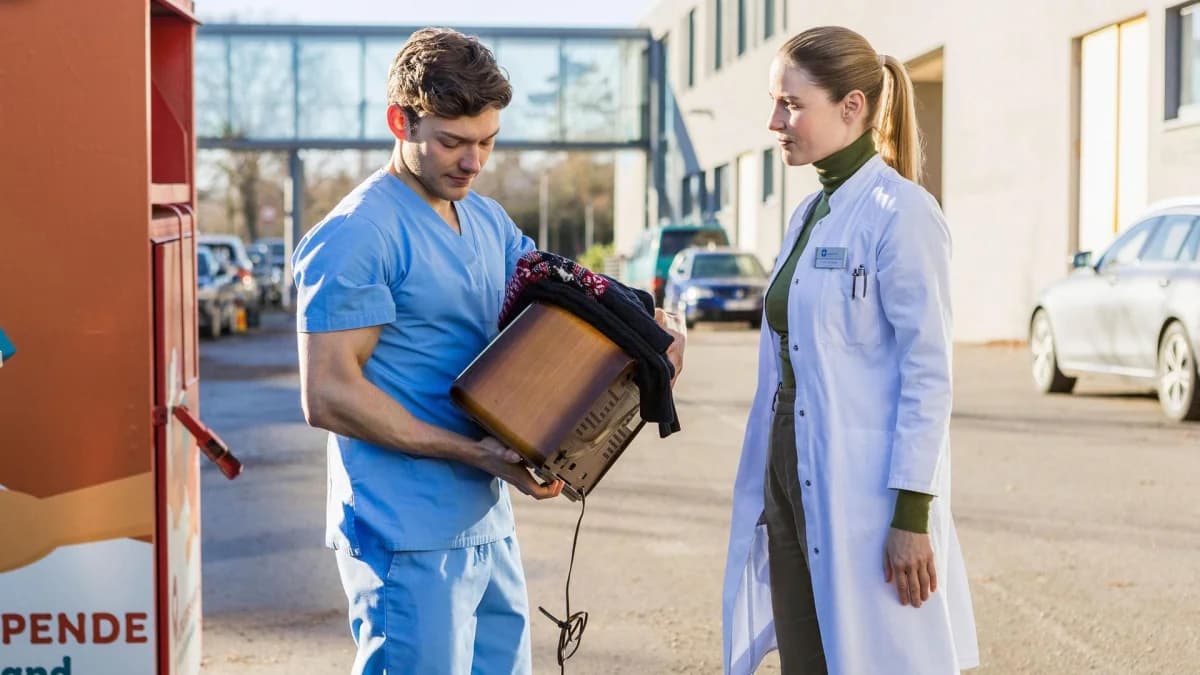 Mirka Pigulla als Dr. Julia Berger in In aller Freundschaft – Die jungen Ärzte, Szenenfoto aus dem Johannes-Thal-Klinikum