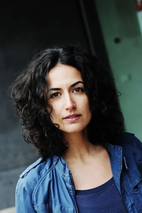 Sanam Afrashteh, Darstellerin der Dr. Leyla Sherbaz in In aller Freundschaft – Die jungen Ärzte
